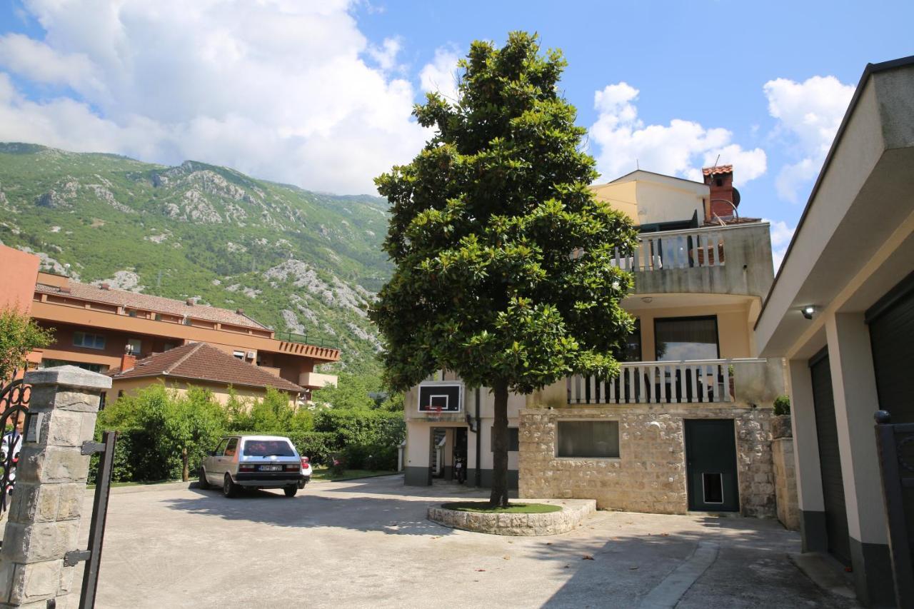 Apartmani Dijana 2 Котор Экстерьер фото